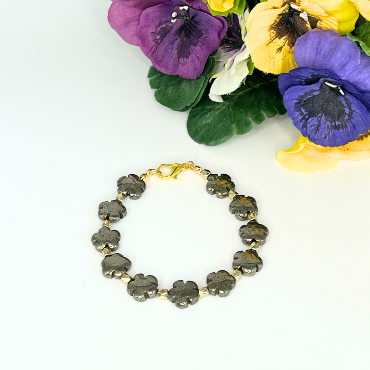 Flower Beaded Bracelet