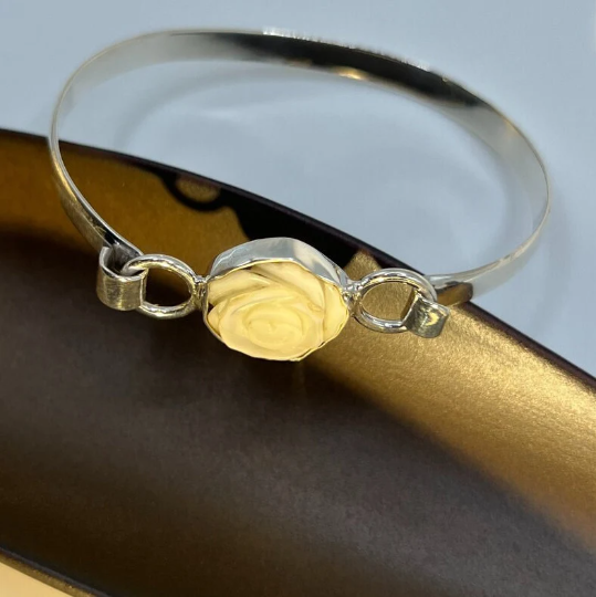 Mother of Pearl Silver Bangle