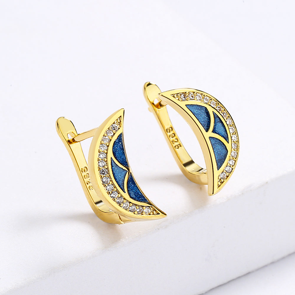 Curved Moon Shape Earrings Enameled in Blue Color